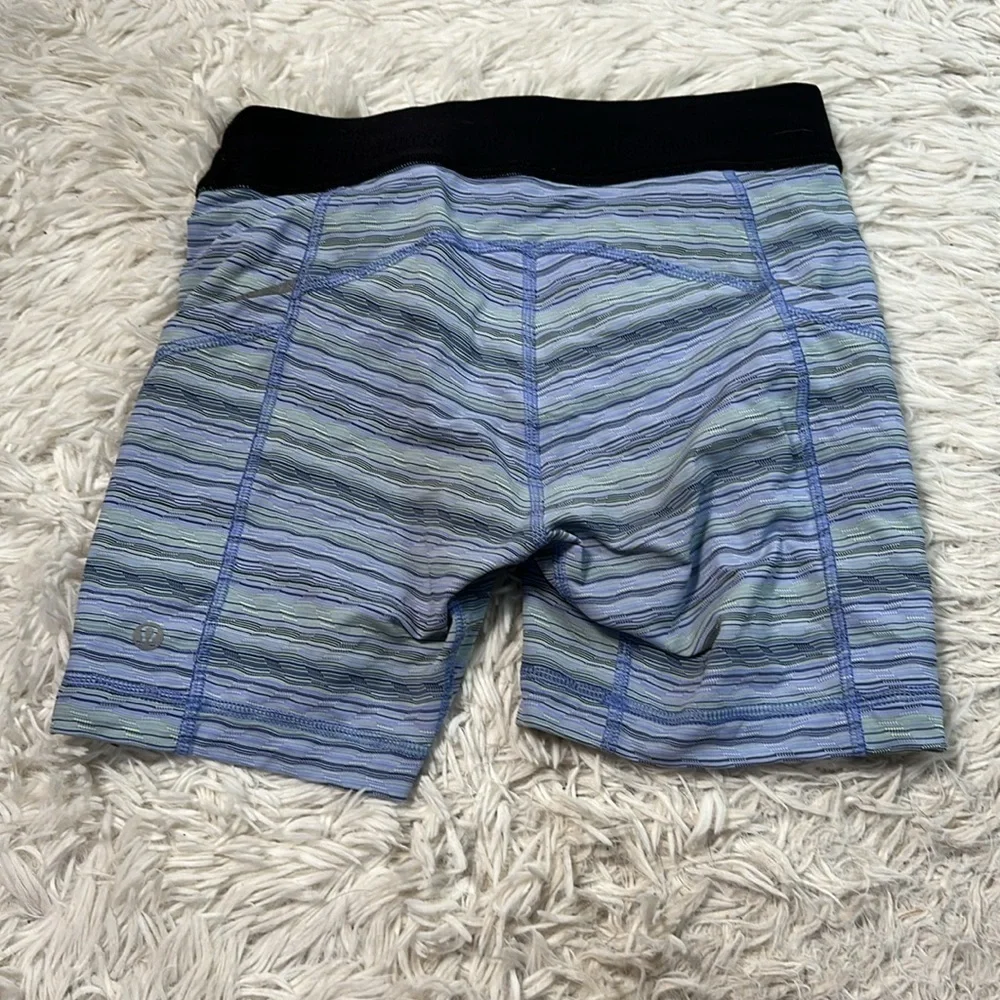 Lululemon What The Sport Short II Space Dye Twist Lullaby Ray